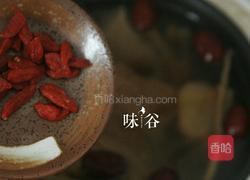猴头菇炖鸡的做法图解7