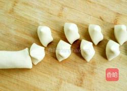 胡萝卜香菇水饺的做法图解12