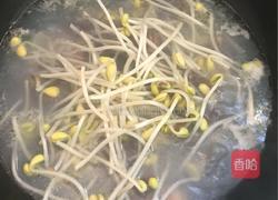 黄豆芽炖粉条的做法图解5