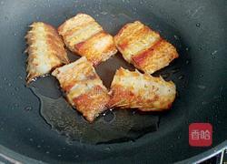 三文鱼骨汤的做法图解5