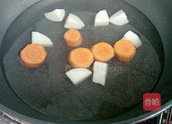 三文鱼骨汤的做法图解6