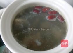 冬瓜薏米猪骨汤的做法图解6