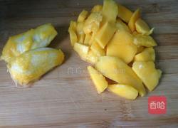 芒果香蕉果汁的做法图解3