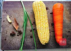 排骨炖红萝卜的做法图解2