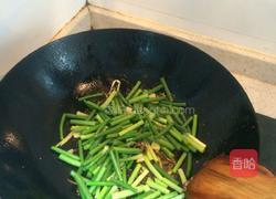 肉丝炒蒜苔的做法图解11