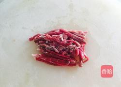 黑椒牛柳炒意粉的做法图解1