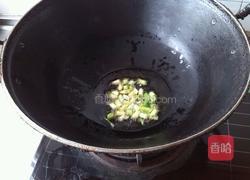 香肠炒辣椒的做法图解4