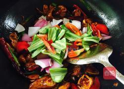 干锅肥肠的做法图解13