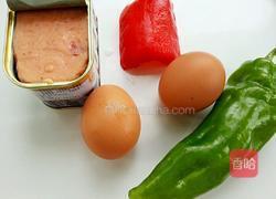 午餐肉炒蛋的做法图解1