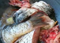 垮炖鱼的做法图解4