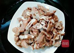 酸菜猪大肠的做法图解3