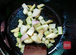 酸菜猪大肠的做法图解5