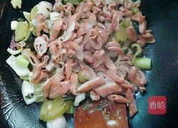 酸菜猪大肠的做法图解6