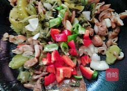 酸菜猪大肠的做法图解7