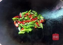 辣椒炒豆腐干的做法图解8