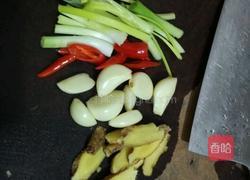 台湾三杯鸡的做法图解3