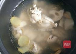 莲藕炖鸡汤的做法图解8