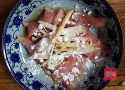 白菜木耳炒肉的做法图解2