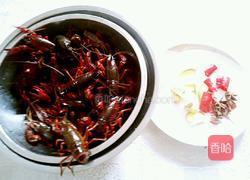 焖小龙虾的做法图解1