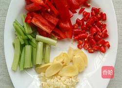 辣炒鱿鱼须的做法图解2