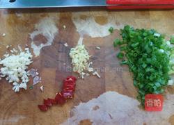 葱爆海瓜子的做法图解2