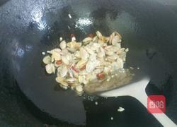 葱爆海瓜子的做法图解4