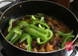 黄焖鸡块的做法图解9