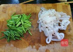 爆炒鱿鱼圈的做法图解1