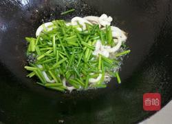 爆炒鱿鱼圈的做法图解4