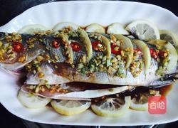 清蒸柠檬鱼的做法图解6