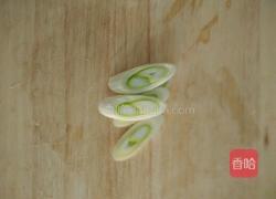 耗油炒菜花的做法图解2