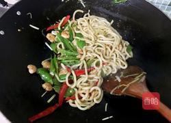 海鲜炒乌冬面的做法图解11