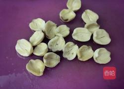 银耳红枣莲子羹的做法图解4