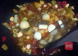 酸菜焖鱼的做法图解5