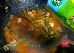 酸菜焖鱼的做法图解8