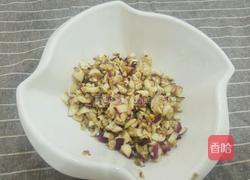 尖椒茄子馅饼的做法图解2