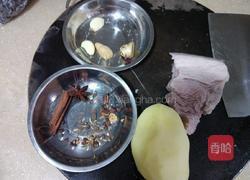 川味土豆红烧肉的做法图解3