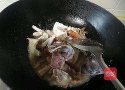 梭子蟹豆腐煲的做法图解2