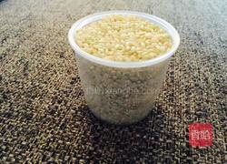 糙米饭的做法图解1