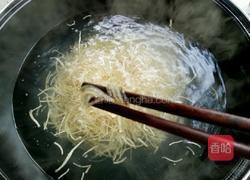 猪肉粉条包子的做法图解7