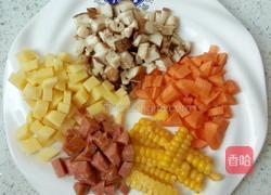 香菇焖饭的做法图解1