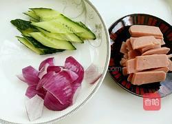 火腿炒蛋的做法图解2