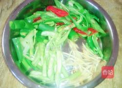 鸡肉炒藕丁的做法图解3