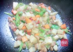 鸡肉炒藕丁的做法图解7