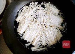冲油金针菇的做法图解4