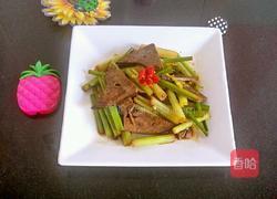 芹菜炒猪肝的做法图解6