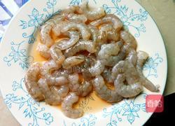 青豆虾仁的做法图解2
