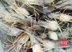 油爆大头虾(家常版)的做法图解1