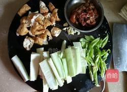 青椒炒丝瓜的做法图解2