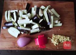 红烧肉末茄子的做法图解2